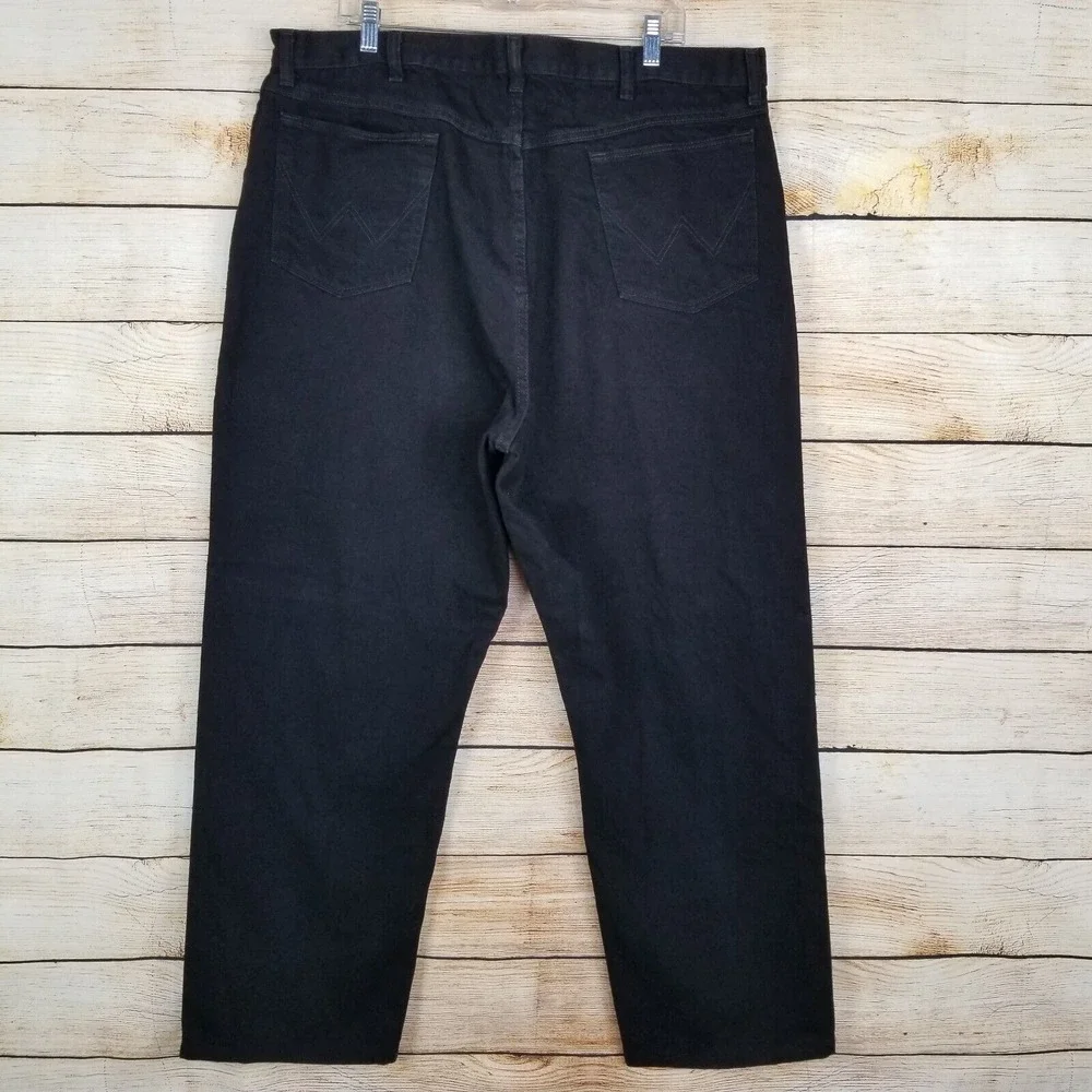 Wrangler‎ Jeans Mens Size 42 x 30 Black Denim Straight Leg 5 Pocket Ranch Work